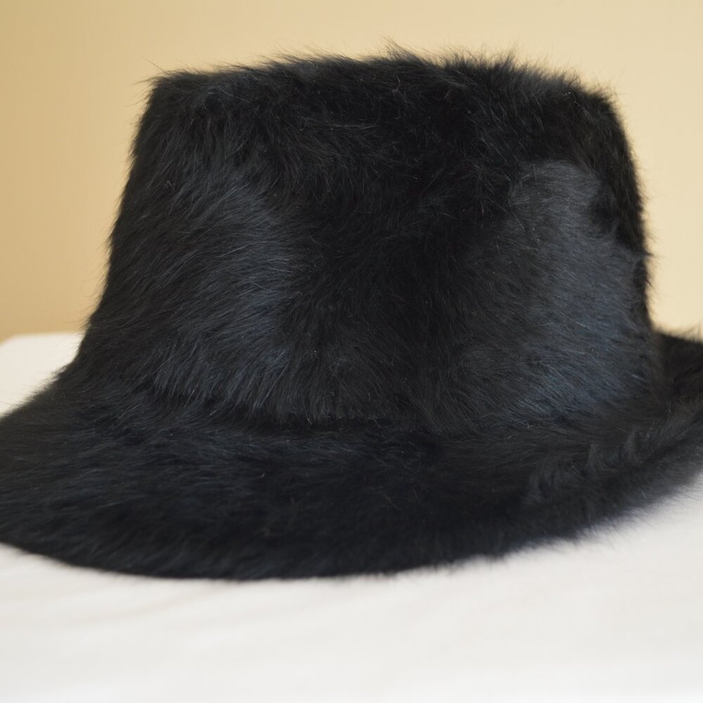 Japanese Brand Women's Fuzzy Fedora
